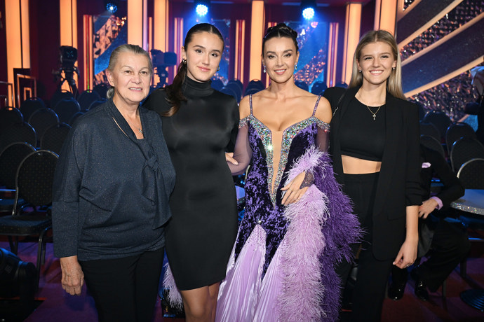 Modelka Iva Kubelková se ve čtvrtém kole StarDance pochlubila maminkou, která je bývalou modelkou.