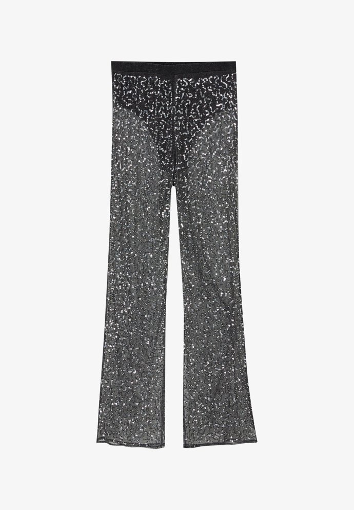 Podobné nabízí i značka Pull & Bear, 999 Kč.