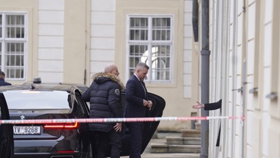 FOTO: Peter Pellegrini se nedočkal žádných oficialit.