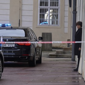 Uvítání bylo skromné.