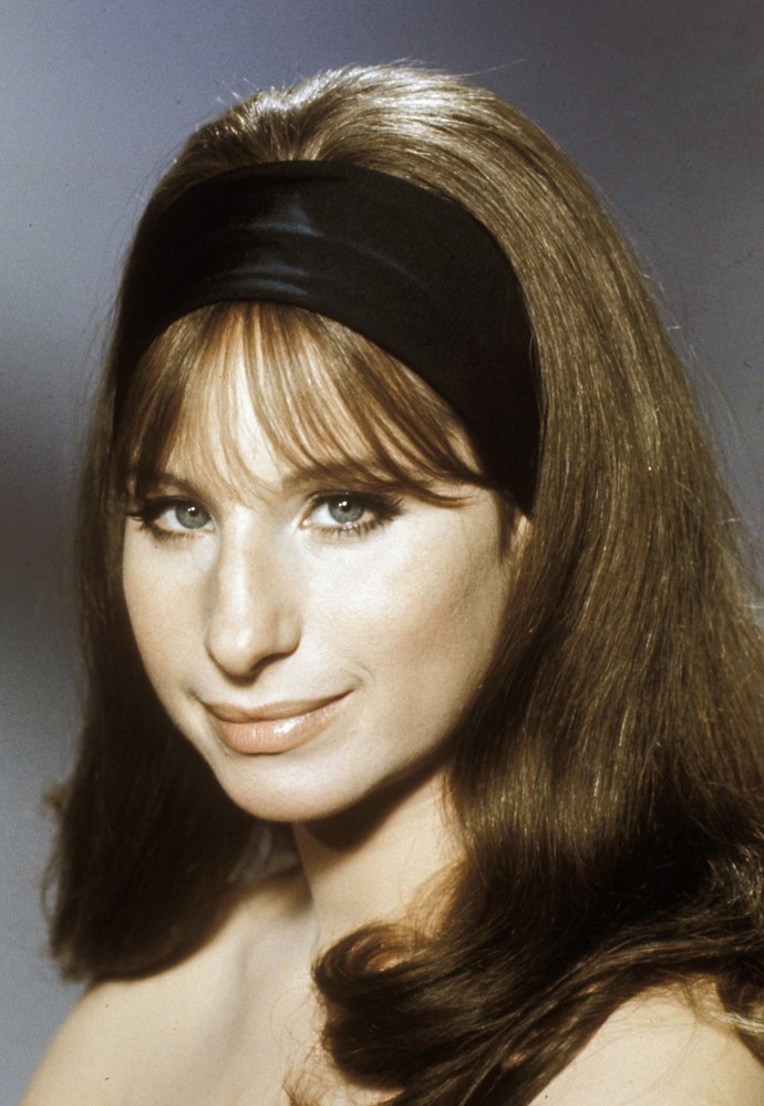 Barbra Streisand je jedním z mála umělců, kteří získali ceny Tony, Emmy, Grammy i Oscara. 
