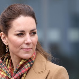 Roitfeld se nezdá ani princeznino líčení, měla by podle ní používat černou oční linku.