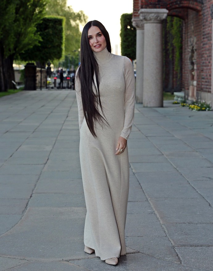Demi Moore a její neodolatelný model z dílny značky Max Mara.