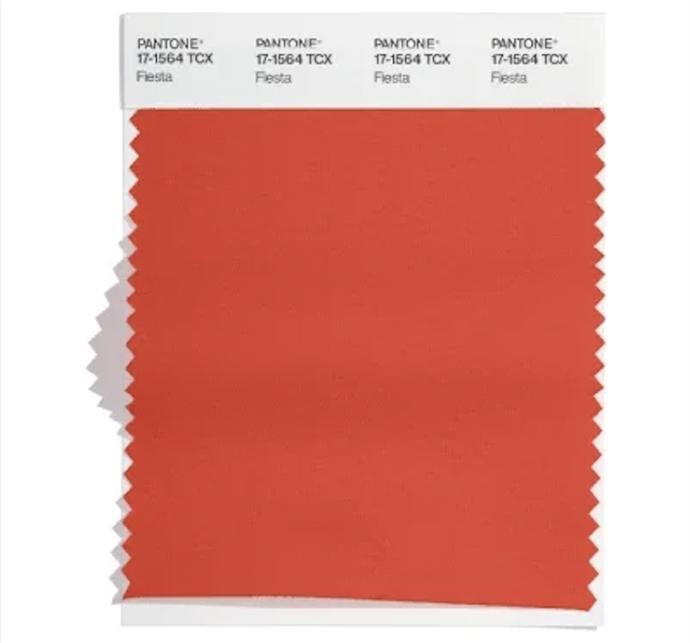 Odstín PANTONE® 17-1564 TCX Fiesta.