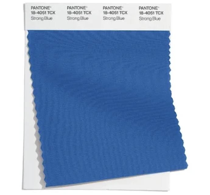 PANTONE® 18-4051 TCX
Strong Blue.