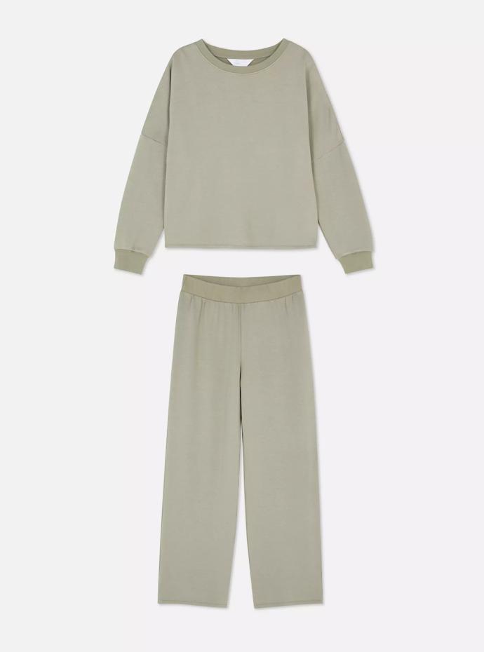 Tepláková souprava, Primark, 330 Kč