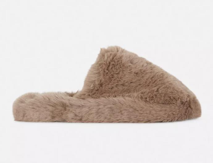 Pantofle z umělé kožešiny, Primark, 235 Kč