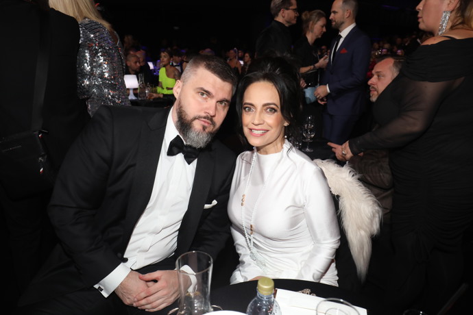 Lucie Bílá si na šatech vyžádala hlavně hodně prostoru pro své osobní šperky.