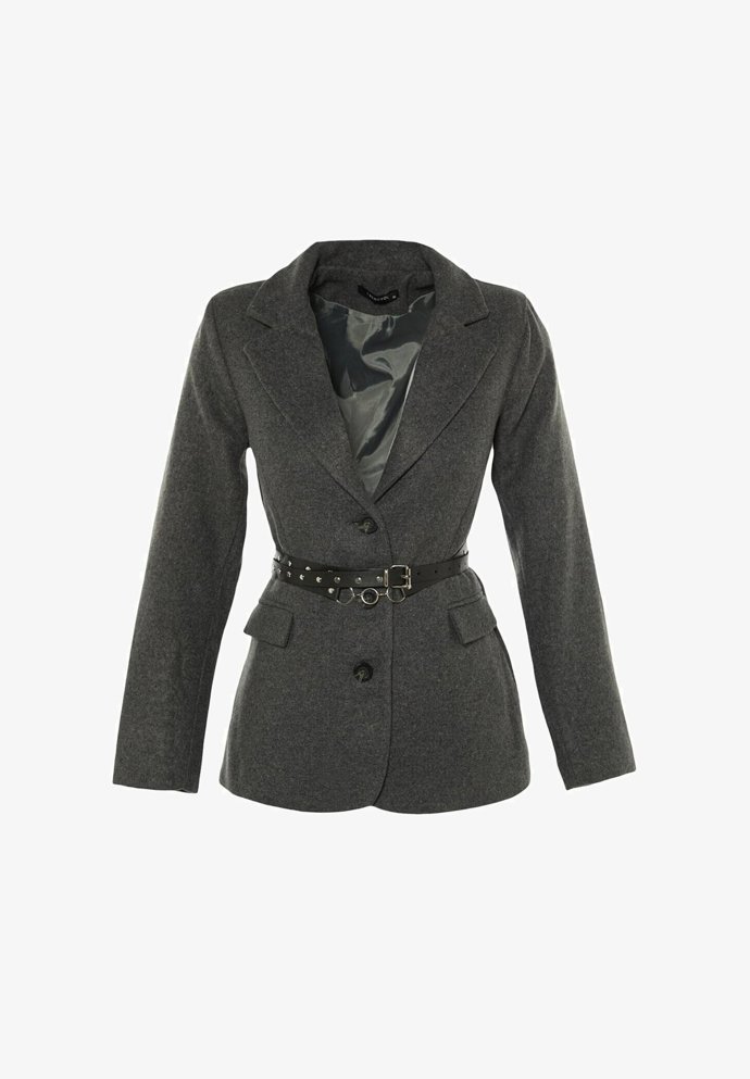 Flaušové sako s páskem z eko kůže, Trendyol, 1 099 Kč