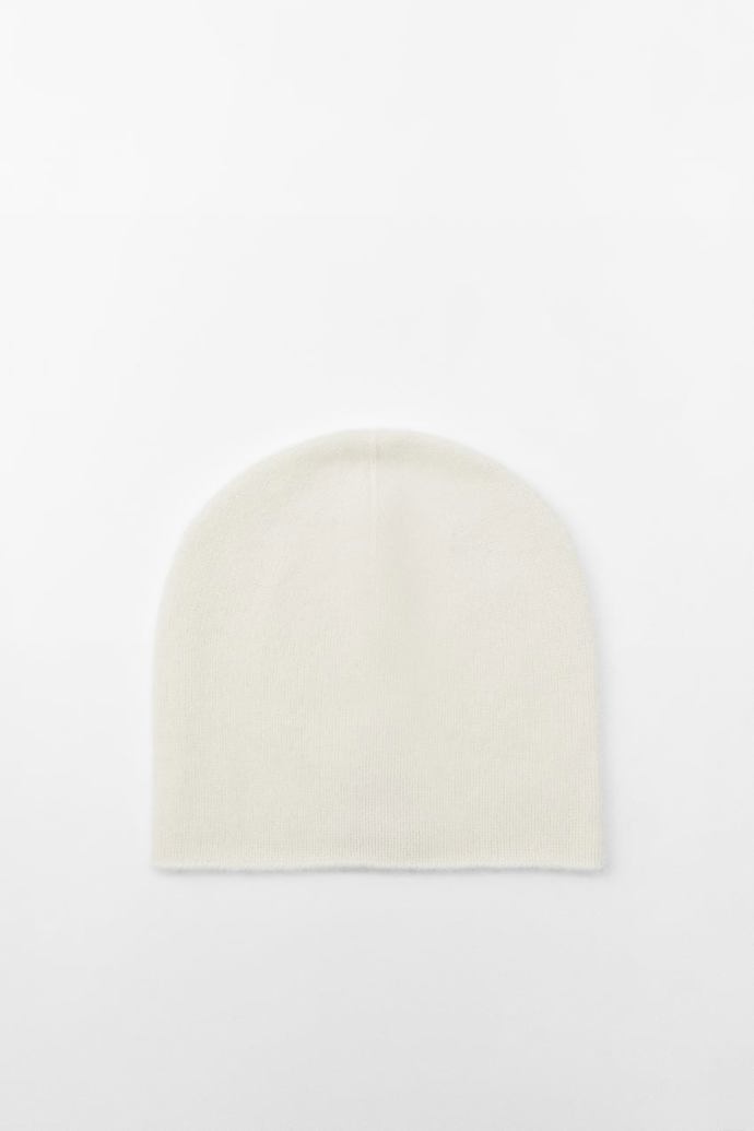 Kašmírová čepice, Zara, 1 399 Kč