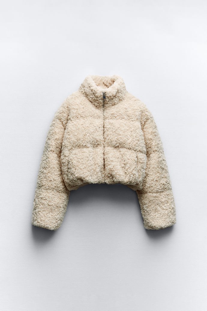 Prošívaná bunda z umělého beránka, Zara, 1 399 Kč
