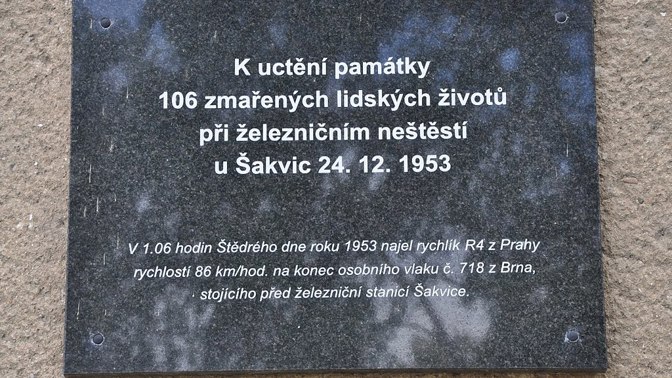 Tragická vlaková nehoda u Šakvic: Na Štědrý den tam zemřelo více než 100 lidí