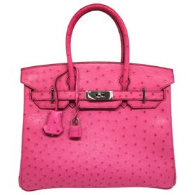 Ikonická Birkin bag z pšotrosí kůže. Pre-owned model nabízený za 26 tisíc euro.