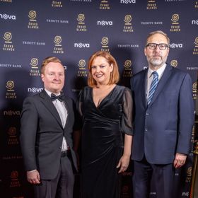 Kvízová dáma z pořadu Na lovu, Dagmar Jandová, si ve společnosti kolegů lovců užila Českého slavíka.