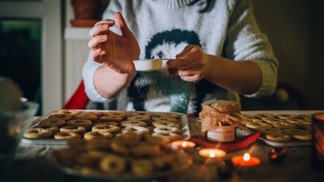 Vánoční horoskop: Tři znamení zvěrokruhu, která milují pečení vánočního cukroví