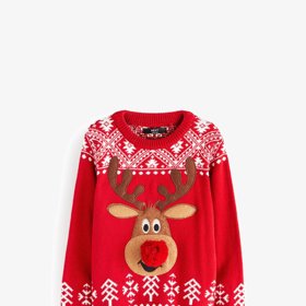 Sob s typickým výrazným nosem ve formě aplikace na svetříku pro děti od značky Next, 685 Kč.