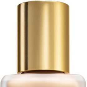 Stejně skvělé krytí a výdrž má i Double Wear od Estée Lauder. 