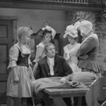 Eva Hrušková říká, že její herecký projev byl dětský a naivní.