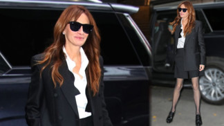 Jak nosí kraťasy ženy 50+? Jako Julia Roberts s oversize sakem, černými punčochami a oxfordkami