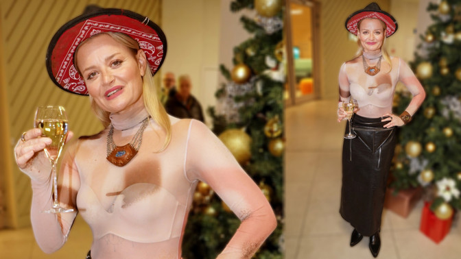 Outfit podle Eriky Stárkové: Pouzdrová sukně a průhledný top ano, příliš doplňků ne