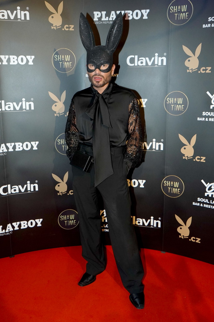 Sam Dolce jako králíček Playboy na křtu titulky s Denisou Nesvačilovou.