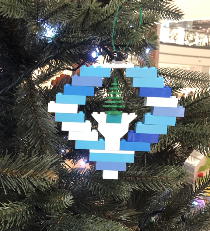 Za každé nasdílené srdce dostane stavebnici LEGO jedno dítě, které by si jinak nemohlo hrát.