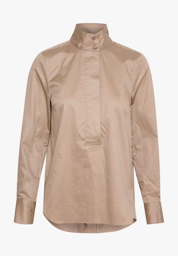 Bavlněná blůza se stojáčkem na knoflíky, InWear, 2 490 Kč.