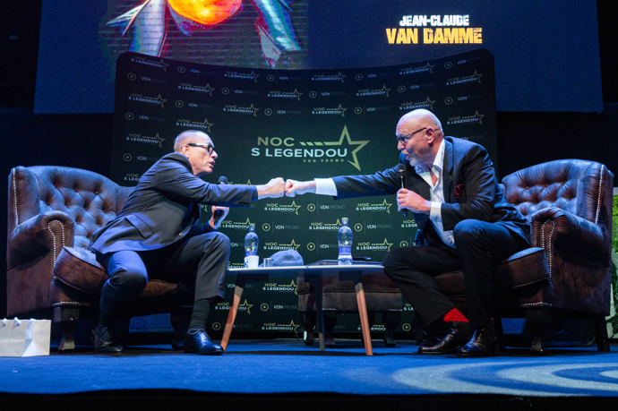 Jean-Claude van Damme našel v osobnosti Marka Vašuta zalíbení. 