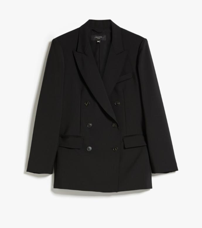 Elegantní sestavu kostýmu v pánském stylu pořídíte i u značky Max Mara. (Sako, 7 140 Kč)