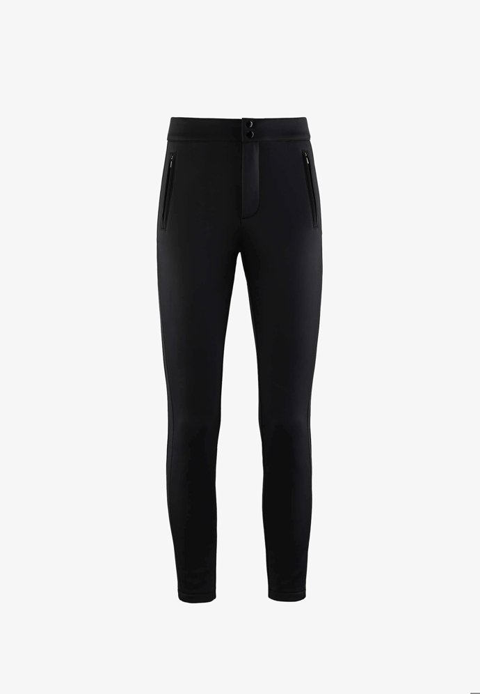 Nosí se i extrémně přiléhavé lyžařské kalhoty. (Oysho, 2 299 Kč)