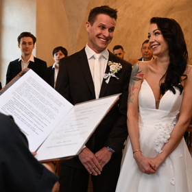 Zasnoubení proběhlo už před lety, když spolu chodili poprvé. Tehdy žádal Mirek o ruku s diamantovým prstenem.