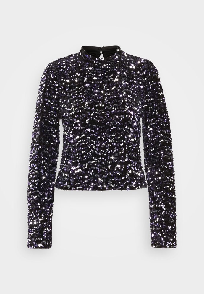 Flitrová halenka se stojáčkem. (Pieces, 1 150 Kč)