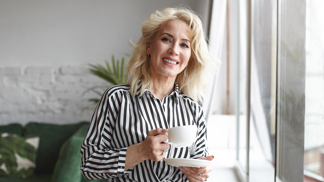 Johana (43): Tajím před kamarádkou vztah s jejím mladším bratrem. Vím, že by to brala jako zradu
