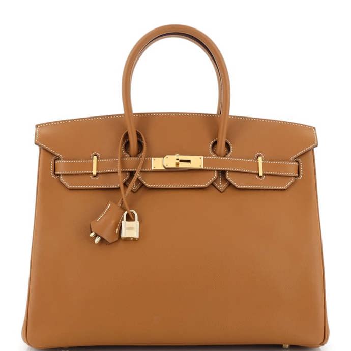 Když dobře hledáte (a také dobře prověřujete zdroje), narazíte na skvost s o několik stovek tisíc nižší cenovkou. Tahle stojí "pouhých" 270 tisíc korun.