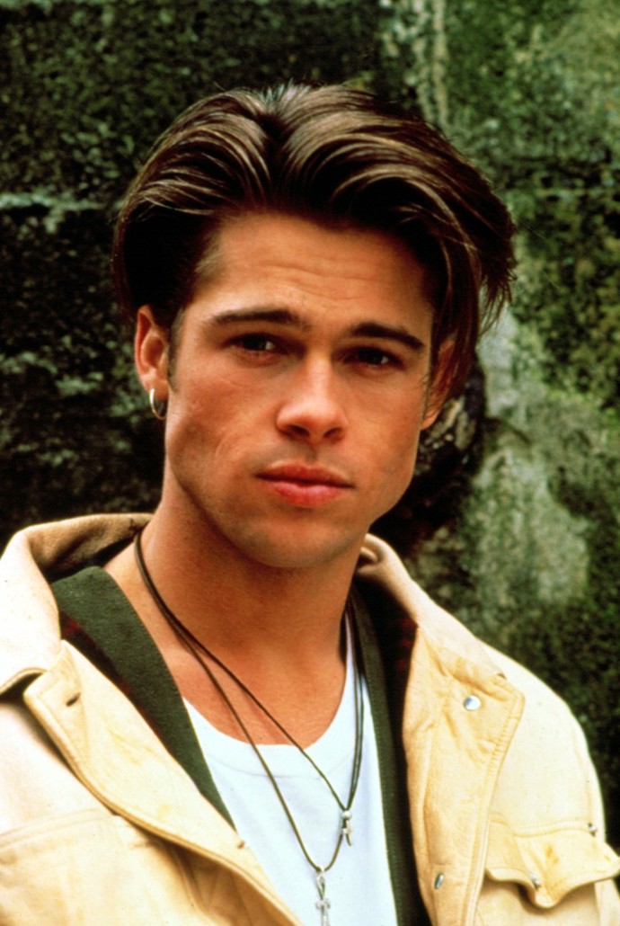 1990 - Brad Pitt jako mladíček v TV seriálu Glory Days. Na hlavě pověstný rozverný chlapecký účes z devadesátek, který se dnes už bohužel nenosí.