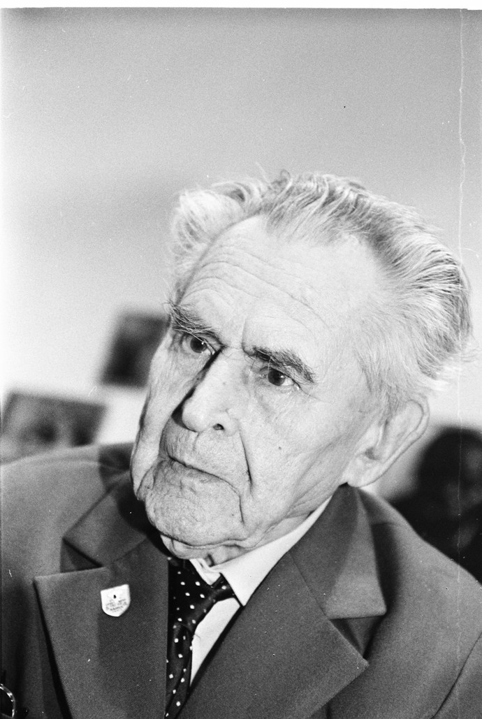 Autor nesmrtelných Rychlých šípů, Jaroslav Foglar.