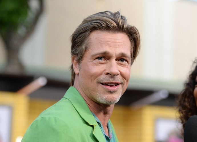 2022 - Čím starší, tím víc připomíná Brad Pitt svého blonďatého předchůdce na postu hollywoodského lamače srdcí Roberta Redforda.