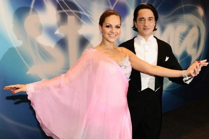 Saša Rašilov a Karolína Majerníková divákům předvedli ukázkový waltz. 