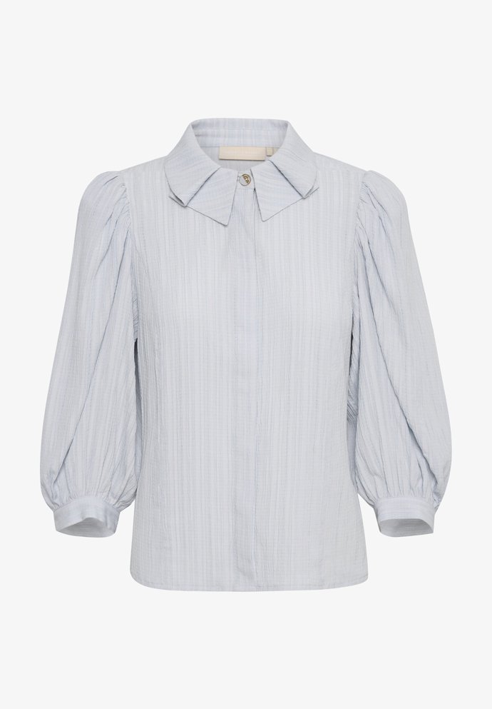 Halenka s ozdobným límcem, Karen by Simonsen, 1 990 Kč.