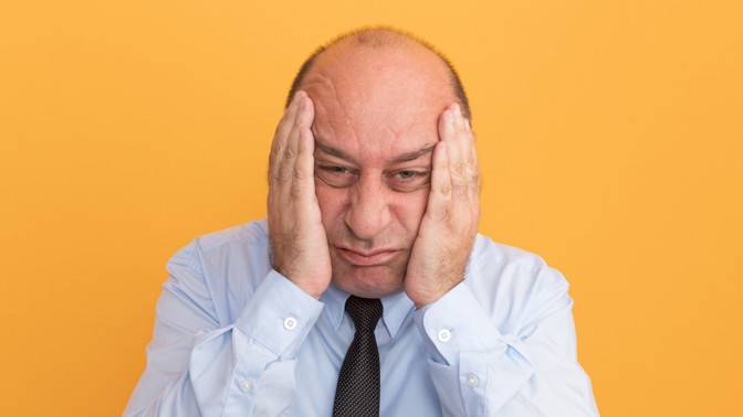 Rodinné příběhy: Manželka si k Vánocům přála nová prsa. Začínám litovat slibu, že to zaplatím