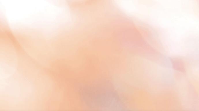 Odstín balancuje na pomezí dvou něžných barev, růžové a oranžové.