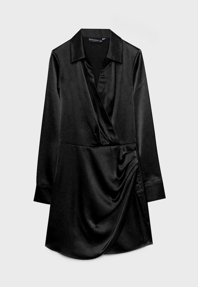 Saténové minišaty s překříženým předním dílem, Stradivarius, 699 Kč