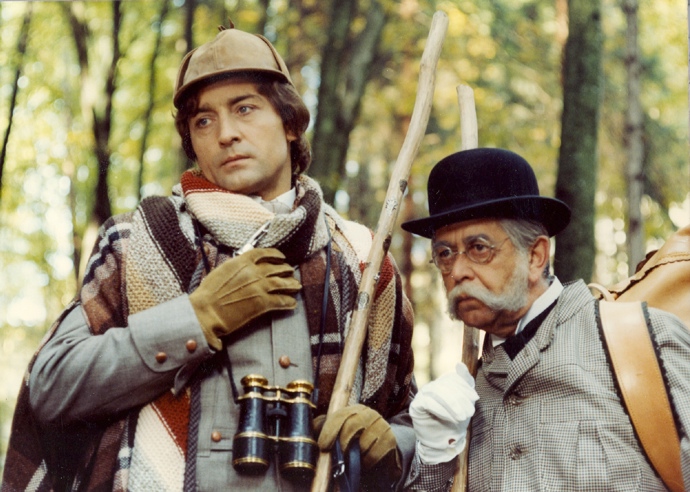 Fantastická komedie Tajemství hradu v Karpatech s Michalem Dočolomanským a Vlastimilem Brodským měla premiéru v roce 1981. 