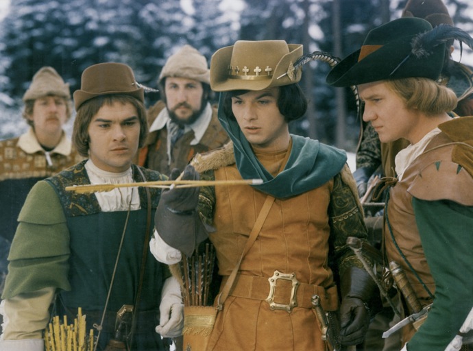 Václav Vorlíček původně uvažoval, do role prince v pohádce Tři oříšky pro Popelku obsadí Jana Hrušínského nebo Jaroslava Drbohlava.