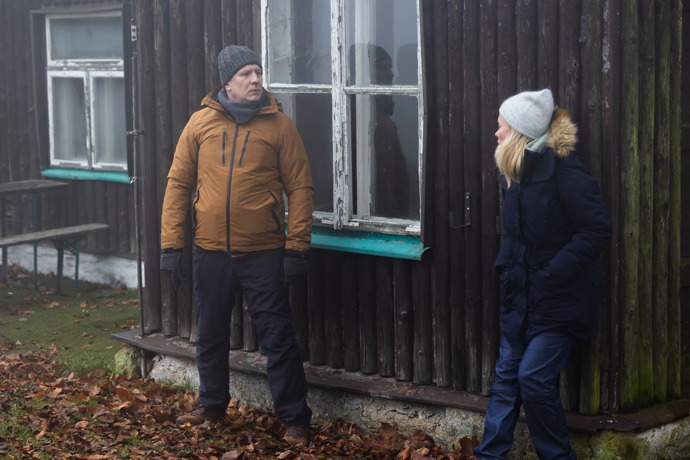 Blanka a Evžen vyrazí na obhlídku penzionu, který mu kdysi patřil.