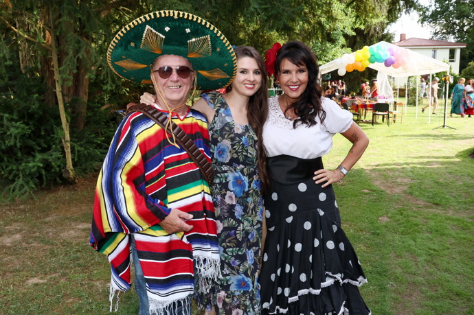 Petr Janda se svou bývalou manželkou Martinou Jandovou a s dcerou Eliškou. 