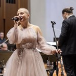 S rokem 2023 se Anička společně s bráchou Felixem rozloučili krásným koncertem s Komorní filharmonií Pardubice.