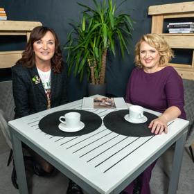 Módní návrhářka Beata Rajská byla hostem Miluše Bittnerové v talk show Na kafeečko.