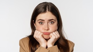 Andrea (27): Závist mě vehnala do náruče bohatého, ale zlého muže. Hledám v sobě sílu na útěk