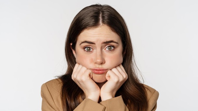 Příběhy o životě: Závist mě vehnala do náruče bohatého, ale zlého muže. Hledám v sobě sílu na útěk